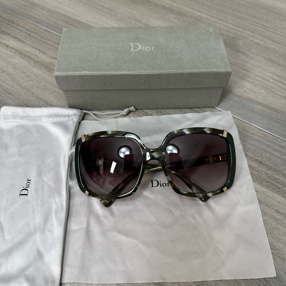 Dior Women's Vintage 2010’s Sunglasses - Olive and Gold Accents